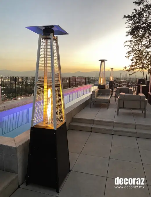 Calentadores para terraza de restaurante en evento nocturno